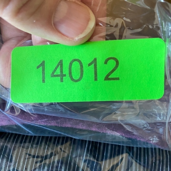 Le Chateau Tailored Fit Men's Purple Long Sleeve Button‎ Up Shirt Size 16-16.5 - Picture 11 of 11